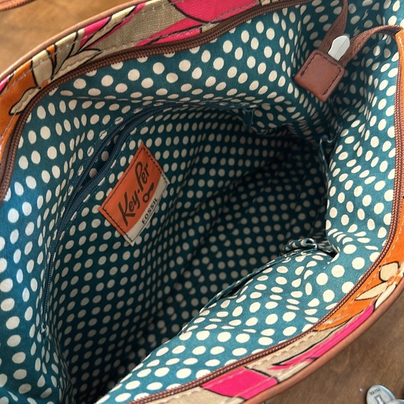 Fossil key-per coated canvas double handle retro floral purse - Picture 10 of 12